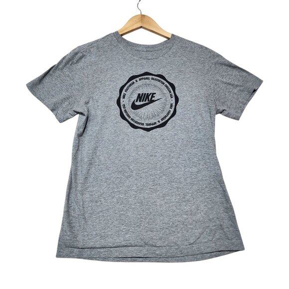 Nike‎ Gray Logo Tee Shirt Mens Size S Short Sleeve Made In Nicaragua - Picture 1 of 7